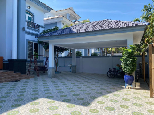 វីឡាទោលVIPលក់នៅបុរីអង្គរភ្នំពេញ គម្រោង2 នៅជិតអុីអនសែនសុខ