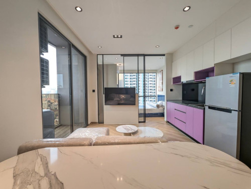 30th floor 1 Bedroom for rent at Time Square 5