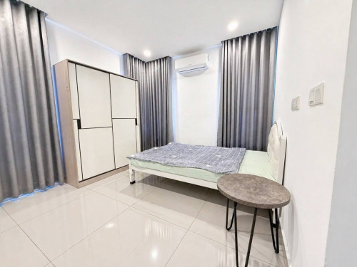 5 bed + 6 bath Queen Villa for Rent in Chipmong 50M