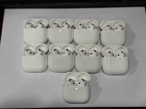 AirPod 4 99% Like New