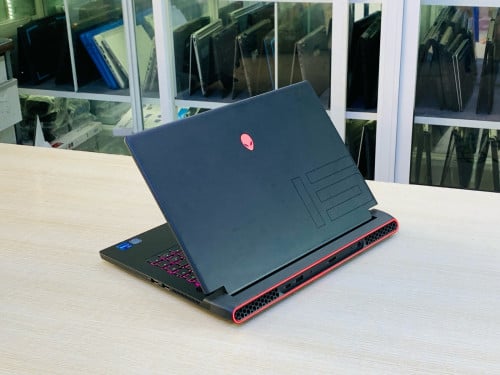 Alienware M15 R6 15.6”2.5K 240Hz