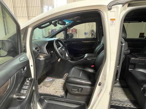 Alphard 2018 V6 3.5 លក់