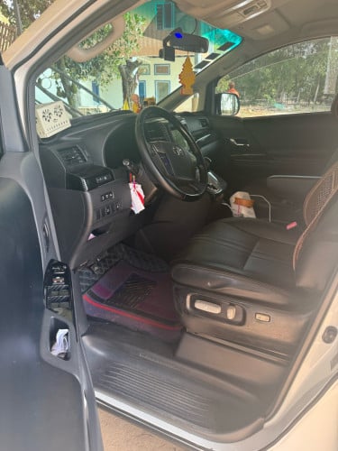 Alphard012ឡានស្អាតម្ចាស់ដើម