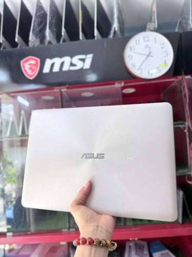 ASUS VivoBook x442U