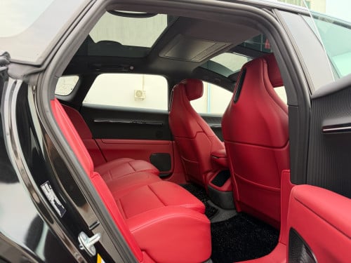 AVATR 12 Ultra All-Electric AWD 705KM