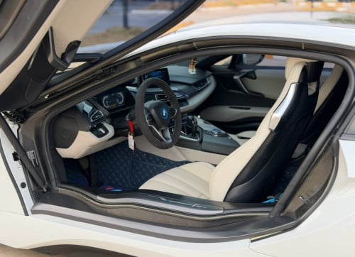 BMW i8 2015 Full Option