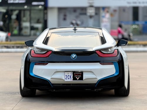BMW i8 2015 Full Option