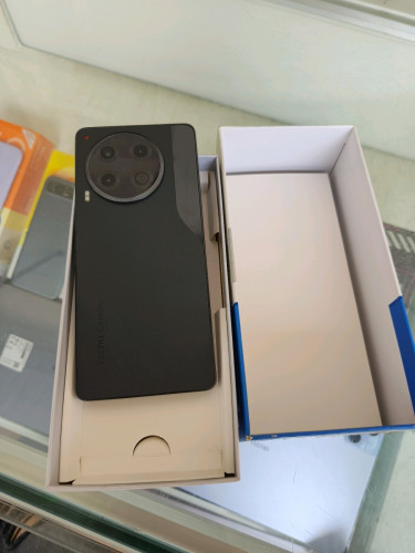 Camon 30 pro 5g