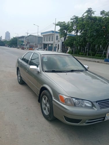 Camry ឆ្លាមឆ្នាំ 98 ABS ជាប្រភេទឡានរៀបចំហើយស្អាតលក់ ក្នុងតម្លៃ50ស្តើងចចារ ចុះបានតិចតួចទៀតបងប្អូន
