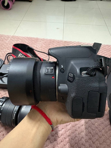 Canon 750D