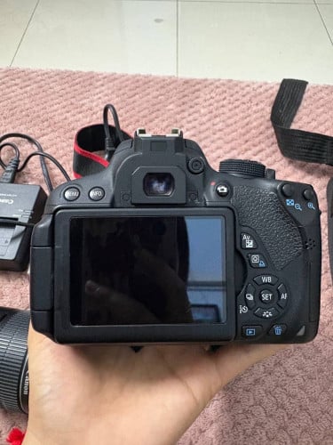 Canon 750D