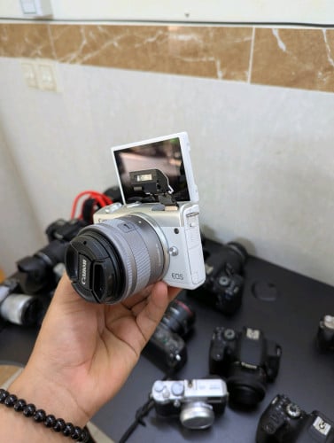 Canon M200 white មួយទឹក 99%