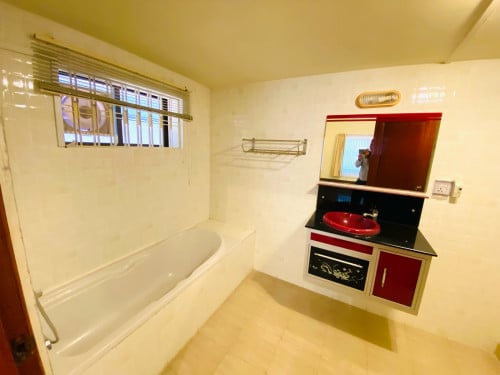 Commercial Villa For Rent In BKK1 Good For Clinic Company International School