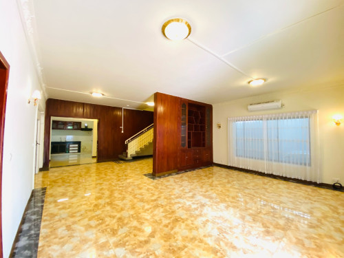 Commercial Villa For Rent In BKK1 Good For Clinic Company International School
