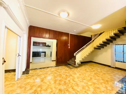 Commercial Villa For Rent In BKK1 Good For Clinic Company International School
