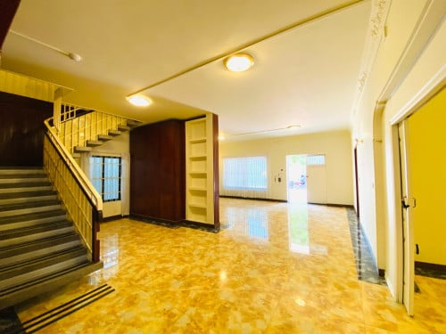 Commercial Villa For Rent In BKK1 Good For Clinic Company International School