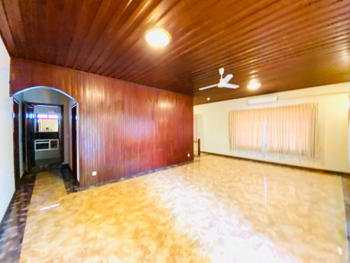 Commercial Villa For Rent In BKK1 Good For Clinic Company International School