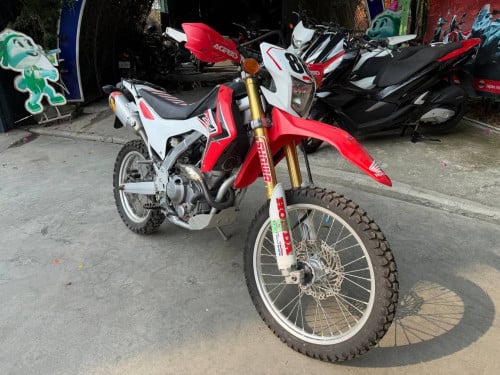 CRF250L ទើបមកដល់ពីប្រទេសជប៉ុនមកឃ្លាំងយើងខ្ញុំ