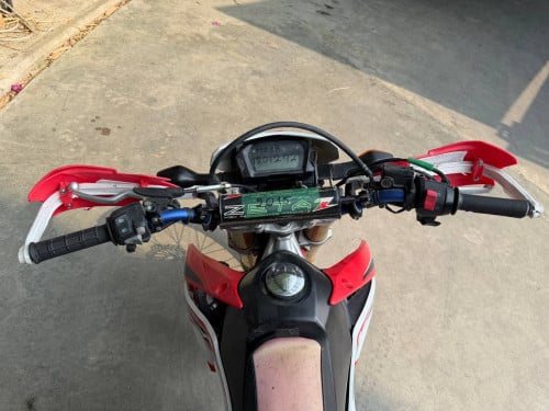 CRF250L ទើបមកដល់ពីប្រទេសជប៉ុនមកឃ្លាំងយើងខ្ញុំ