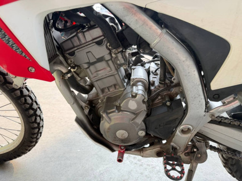 CRF250L ទើបមកដល់ពីប្រទេសជប៉ុនមកឃ្លាំងយើងខ្ញុំ