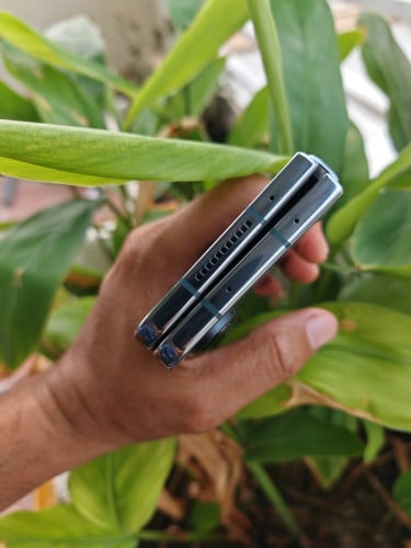 Fold4 12g/256g(Sim1&eSim)វៃដូរបាន👉$415