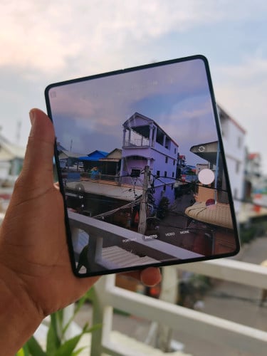 Fold4 12g/256g(Sim1&eSim)វៃដូរបាន👉$415
