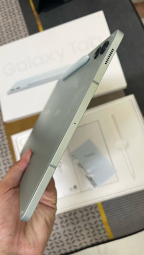 Galaxy Tab S9 FE Plus 8G Green 128G 99% 269$