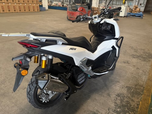 GLK MOTO 2027 ADV