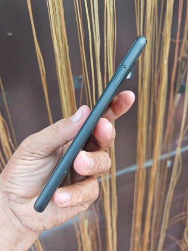 Google Pixel4 4g/64g👉(វៃដូរបាន)👉$75