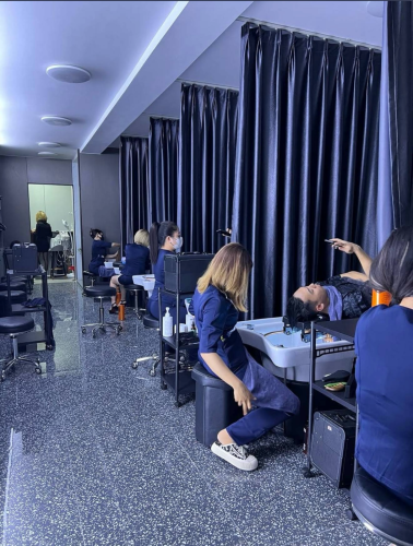 Hair salon for sale美发店转让