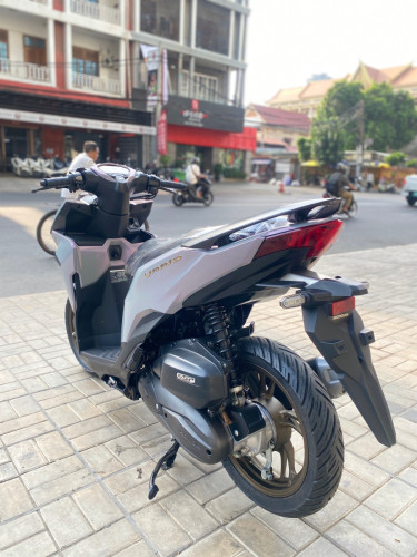Honda Vario 2025 ក្រដាស់ពន្ធ