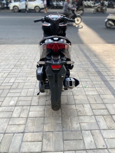 Honda Vario 2025 ក្រដាស់ពន្ធ
