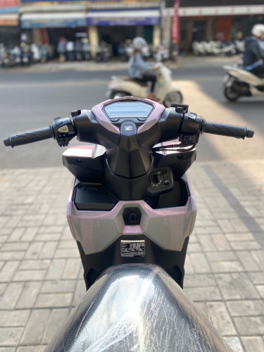 Honda Vario 2025 ក្រដាស់ពន្ធ
