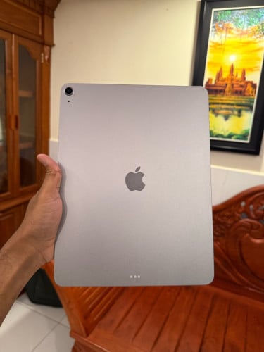 iPadAir 13inch M3លក់full set Kwyboard Original