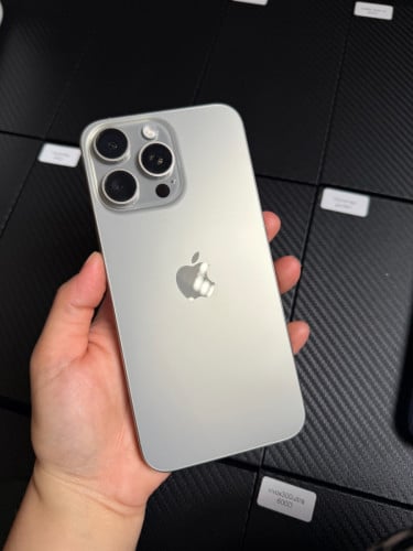 IPhone 15Promax មួយ​ទឹក​ សំនុំ​ហ្សុីន​ អត់​ធ្លាប់​ជួសជុល​