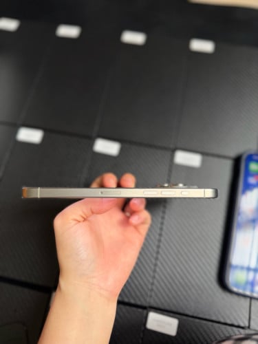 IPhone 15Promax មួយ​ទឹក​ សំនុំ​ហ្សុីន​ អត់​ធ្លាប់​ជួសជុល​