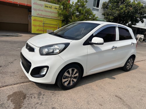 Kia morning 012សាំងសុត​ សោរកាច់