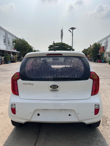 Kia morning 012សាំងសុត​ សោរកាច់