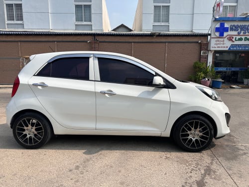 Kia morning 013 សាំងហ្គាស​ smart key