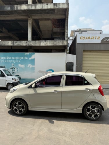 Kia morning 2012 full fsport key ទឹកដោះ ហ្សិន ១ ជុំធានាស្អាត