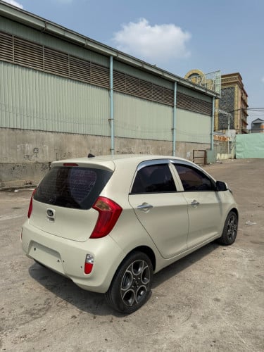 Kia morning 2015 full smart key ឡានស្អាត អត់បុកប៉ះ អត់ស្ងោរដូចពណ៌ ធានា ២ ខែគ្រប់យ៉ាង