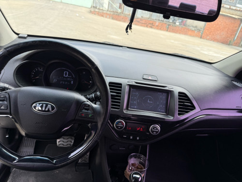 Kia morning 2015 full smart key ឡានស្អាត អត់បុកប៉ះ អត់ស្ងោរដូចពណ៌ ធានា ២ ខែគ្រប់យ៉ាង