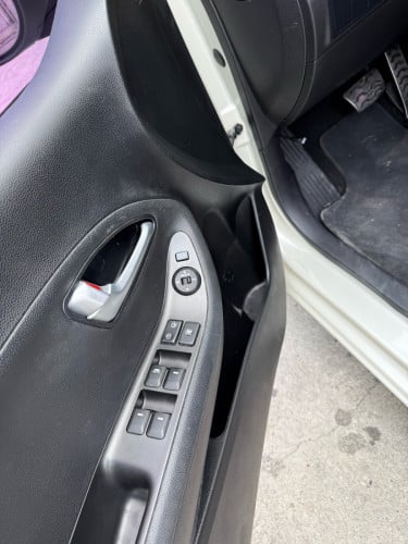 Kia morning 2015 full smart key ឡានស្អាត អត់បុកប៉ះ អត់ស្ងោរដូចពណ៌ ធានា ២ ខែគ្រប់យ៉ាង