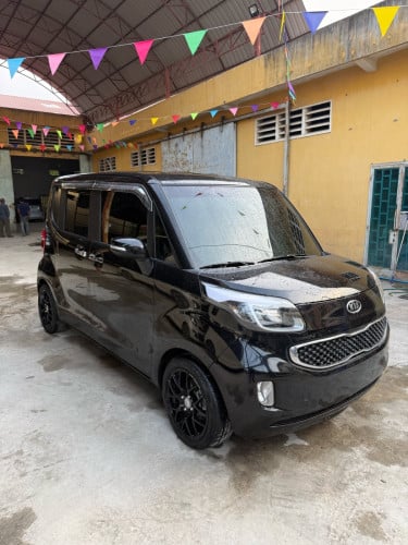 Kia Ray 2012 full smart key black edition ឡានស្អាត អត់បុកប៉ះ អត់ស្ងោរដូចពណ៌ ធានា ២ ខែគ្រប់យ៉ាង