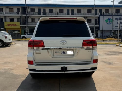 LAND_CRUISER_2014_Full_UP2021