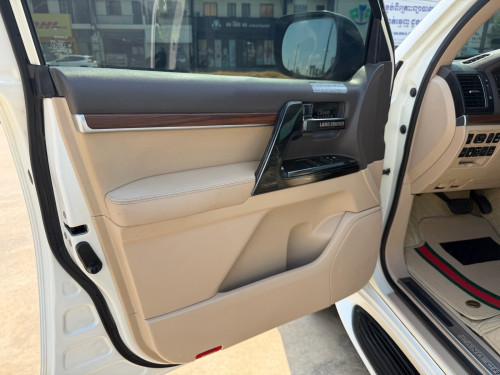 LAND_CRUISER_2014_Full_UP2021