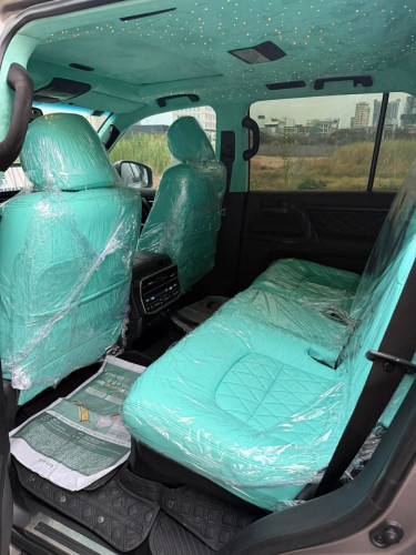 Land Cruiser ឡើង 2026