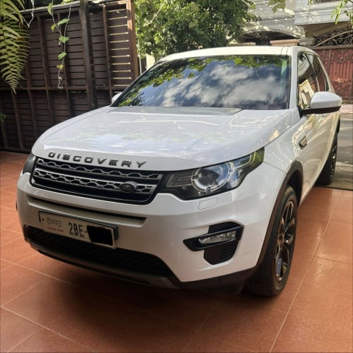 Land Rover Discovery Sport 2015