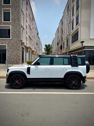 landrover defender D240 110SE ,ក្រដាស​ពន្ធ​ full options