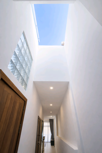 Large 2 Bed Apartment - Daun Penh